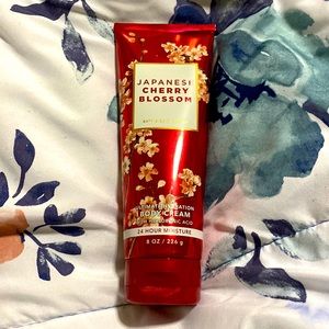 Bath and Body Works Japanese Cherry Blossom Body Cream